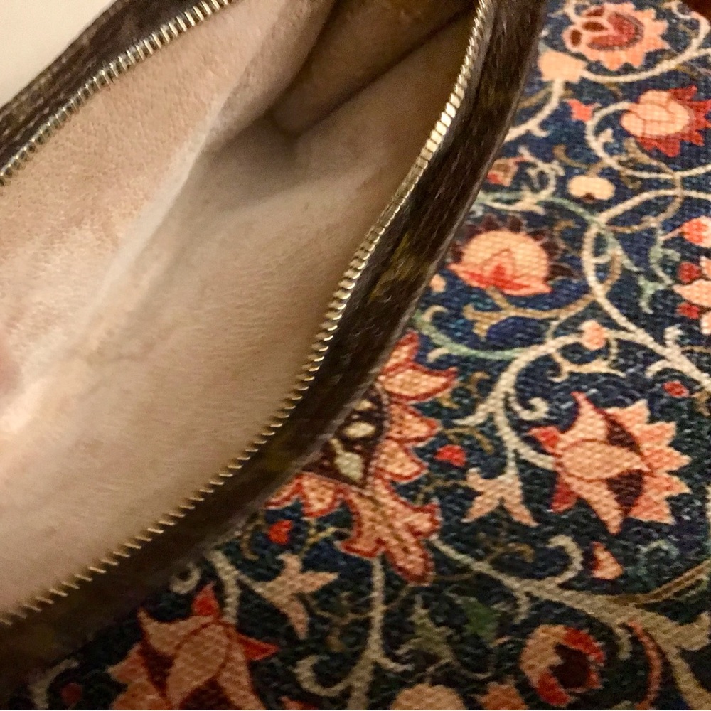 🤗 SOLD 👏🏻👏🏻👏🏻 Louis Vuitton Trousse Wristlet Pouch - Picture 11 of 13